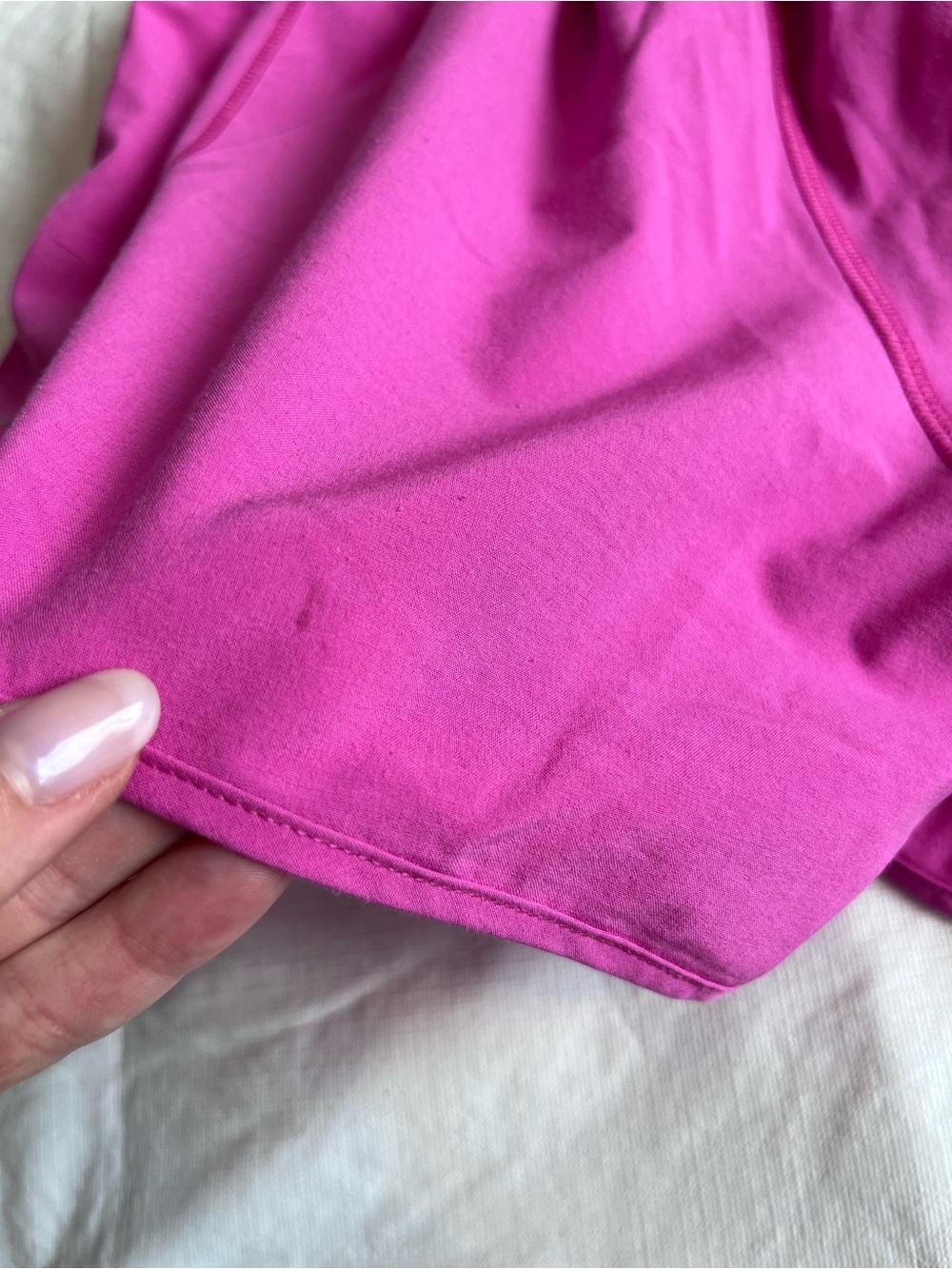 Lululemon Hotty Hot Pink Shorts W7AWBT - Picture 3 of 9